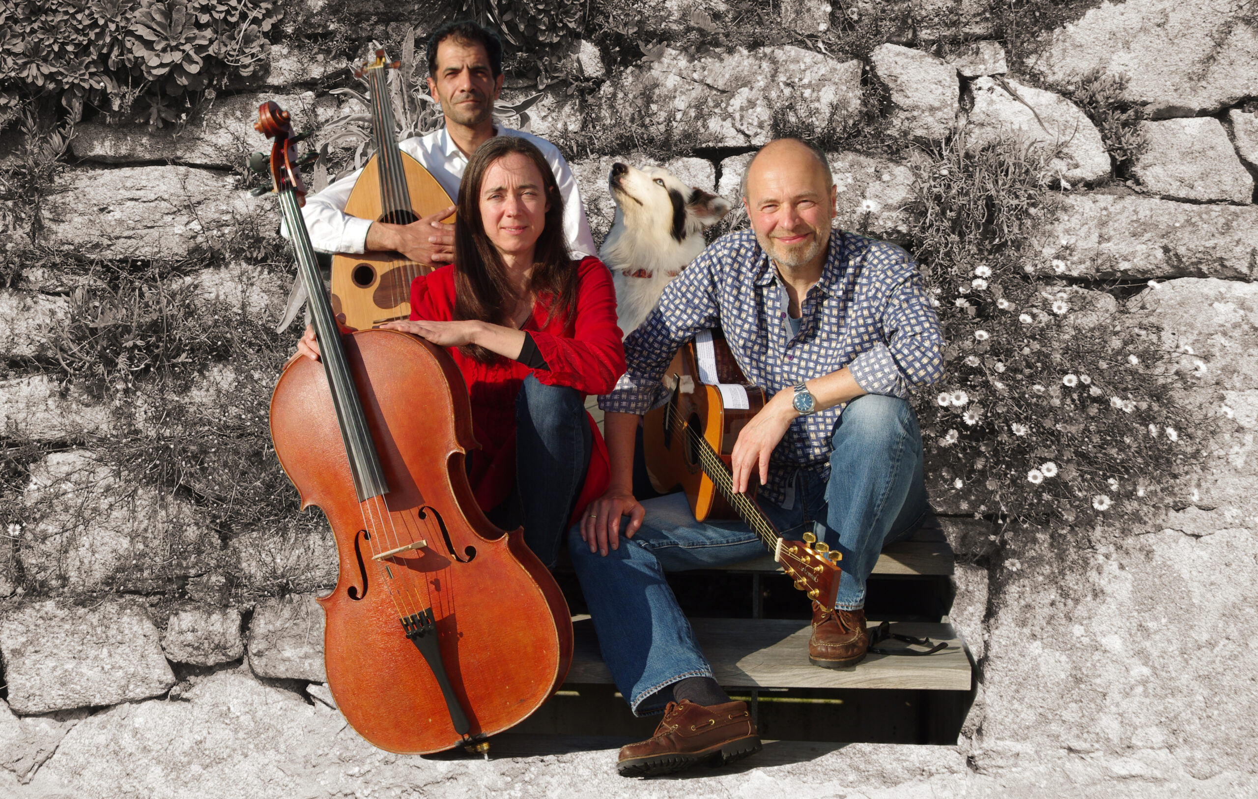 Elsa-Trio_Blumenmauer2 Elsa-Trio_Blumenmauer2